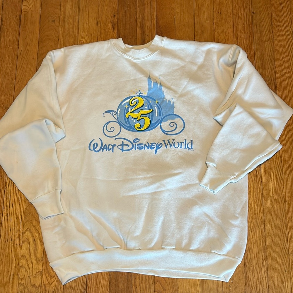 Disney Designs Vintage White Cinderella 90s 25th Year Anniversary Sweatshirt